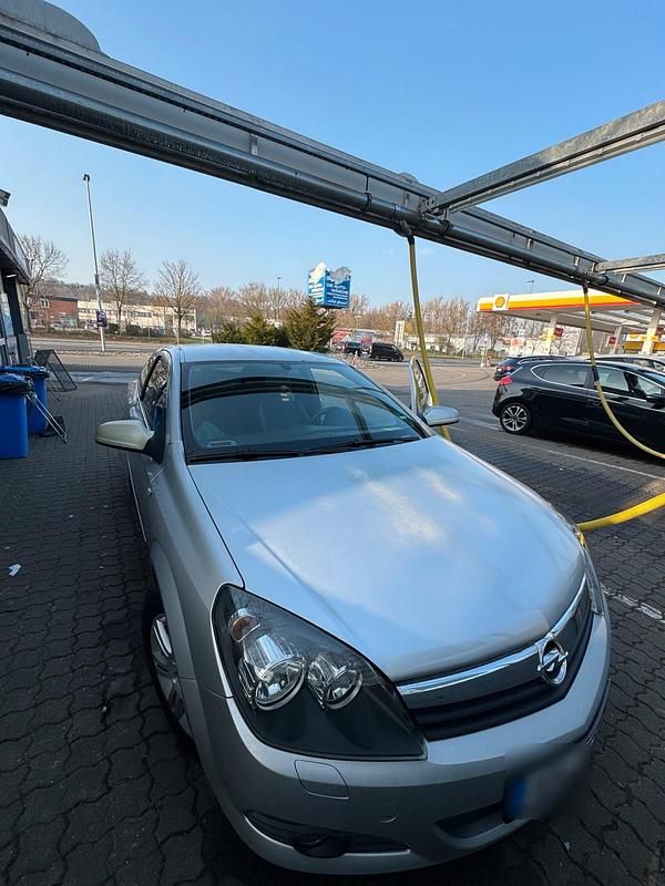 Gebraucht Opel Astra GTC 105 PS (77 kW) 2007 Grau Limousine