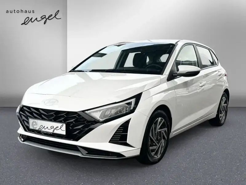 Atlas white Gebraucht 2024 Hyundai i20 Trend Kleinwagen | 18.895 € (Guter Preis) - Bild 1/1