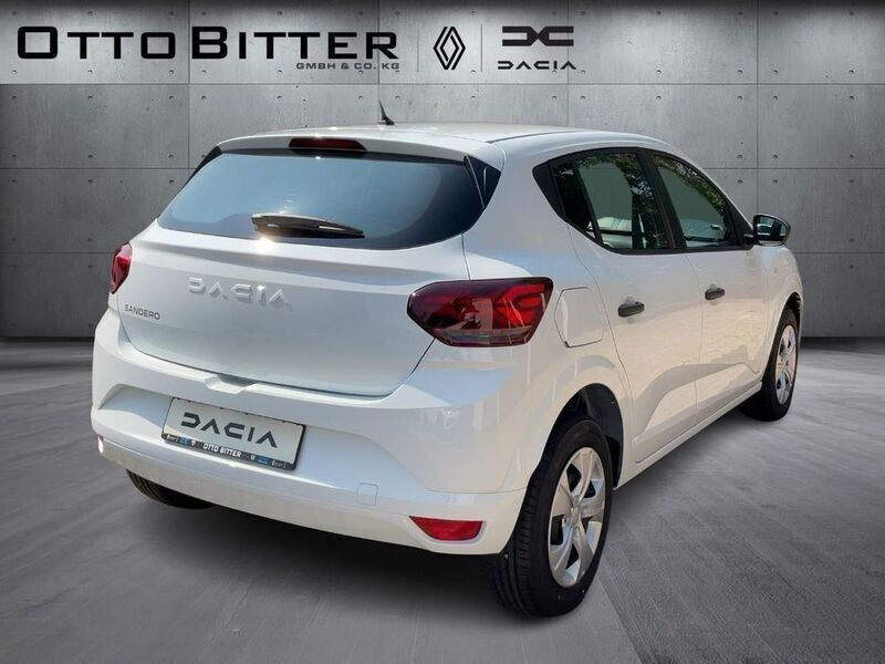 Gebraucht Dacia Sandero 91 PS (66 kW) 2023 Weiß Kleinwagen