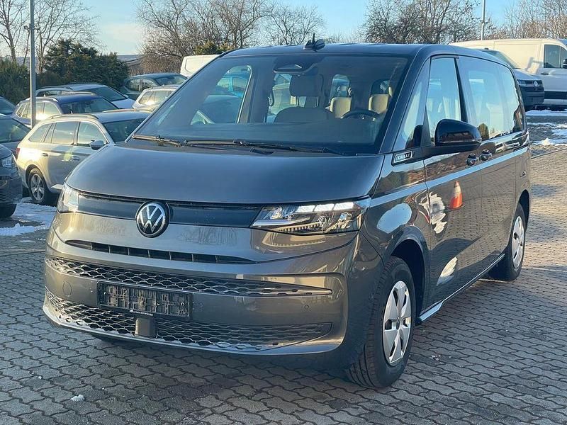 Neu VW Multivan 150 PS (110 kW) 2026 Grau Van