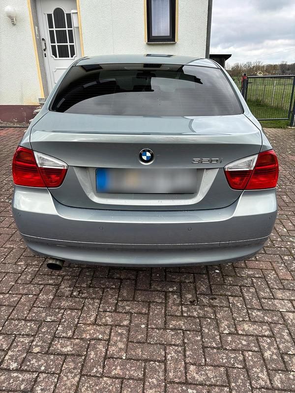 Gebraucht BMW 320 150 PS (110 kW) 2005 Andere farben Limousine