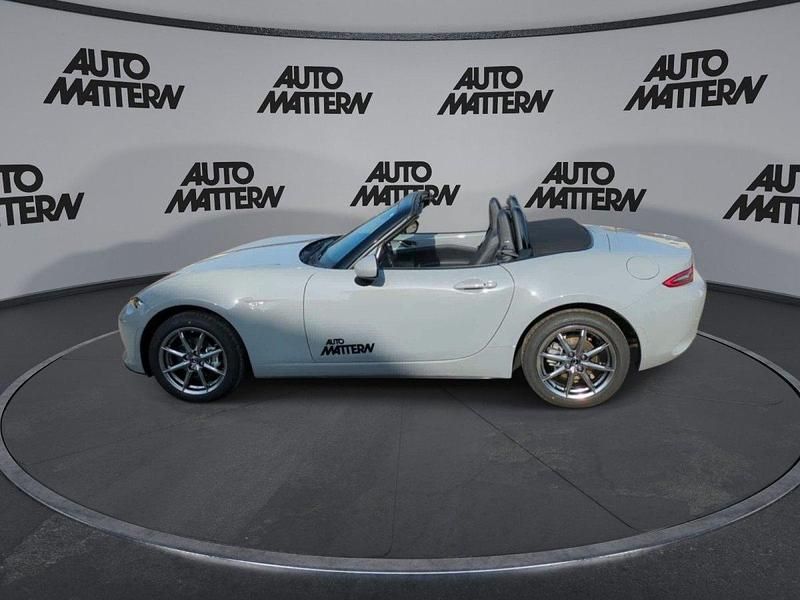 Neu Mazda MX5 Exclusive-Line 132 PS (97 kW) 2025 Grau Cabrio