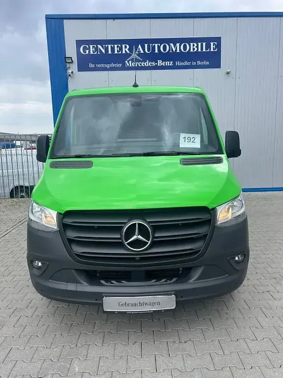 Gebraucht Mercedes Sprinter 170 PS (125 kW) 2021 Gelbgrün Van