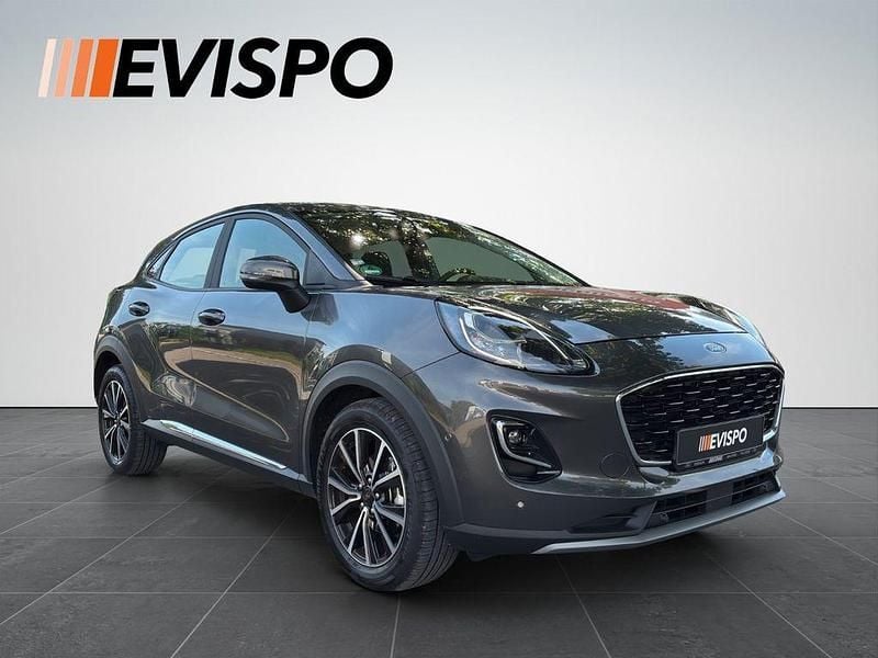 Grau Gebraucht 2021 Ford Puma Titanium SUV | 17.880 € (Superpreis) - Bild 1/4