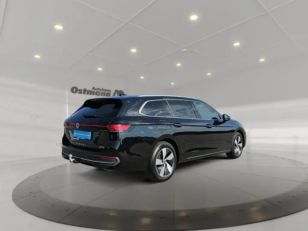 Gebraucht VW Passat Business 150 PS (110 kW) 2025 Schwarz Kombi