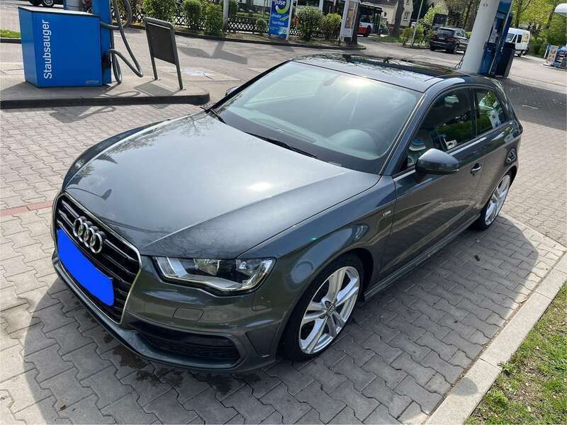 Grau Gebraucht 2014 Audi A3 S-Line Limousine | 11.900 € (Guter Preis) - Bild 1/4