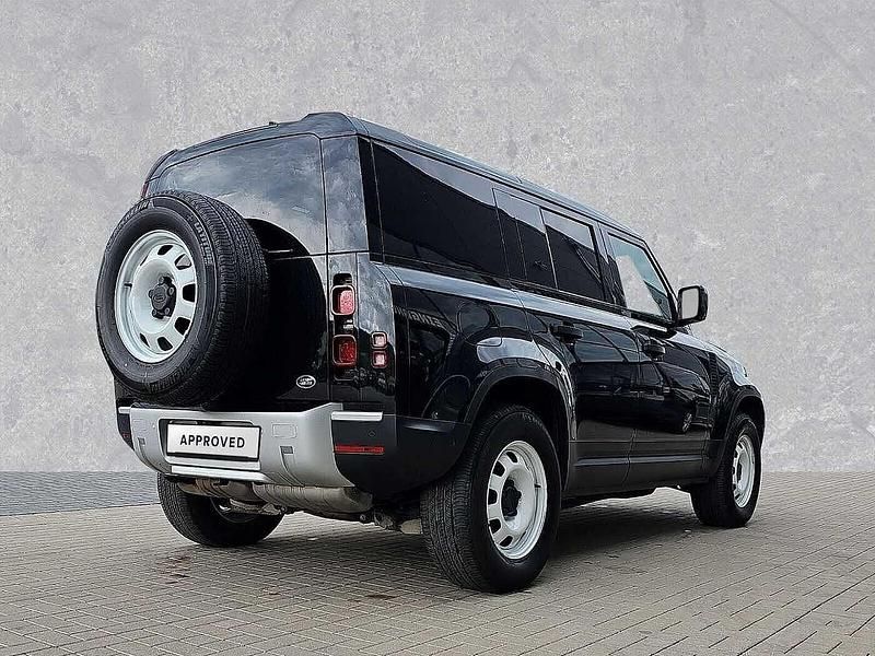 Gebraucht Land Rover Defender 252 PS (185 kW) 2021 Santorini black SUV