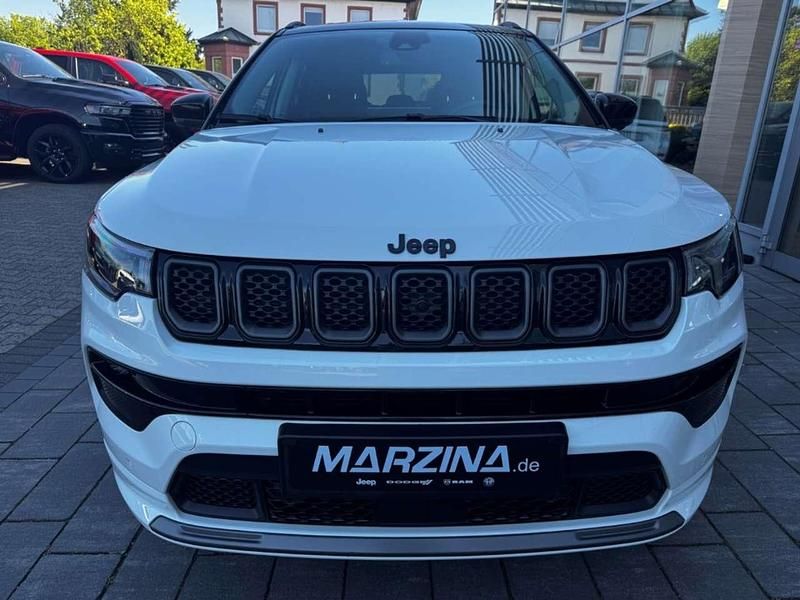 Gebraucht Jeep Compass 241 PS (177 kW) 2022 Alpine white SUV