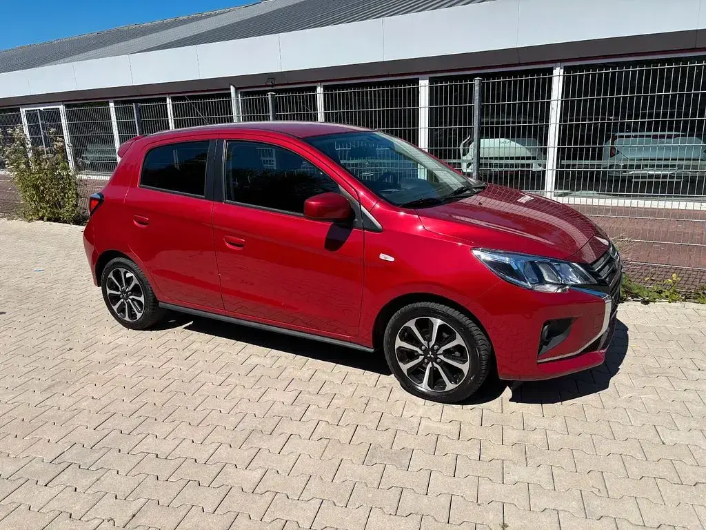 Gebraucht Mitsubishi Space Star Select+ 71 PS (52 kW) 2022 Rot Kleinwagen