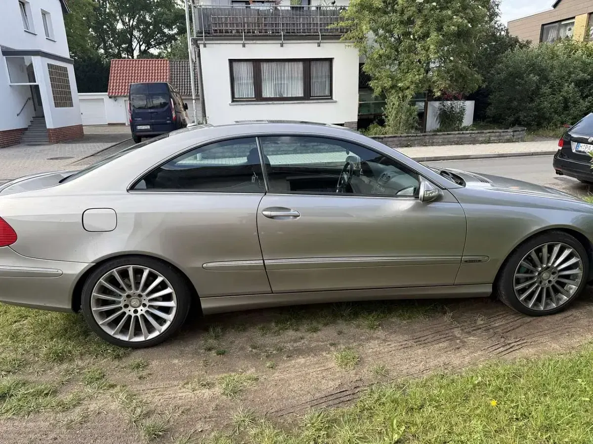 Gebraucht Mercedes CLK220 Elegance 150 PS (110 kW) 2008 Silber Coupé