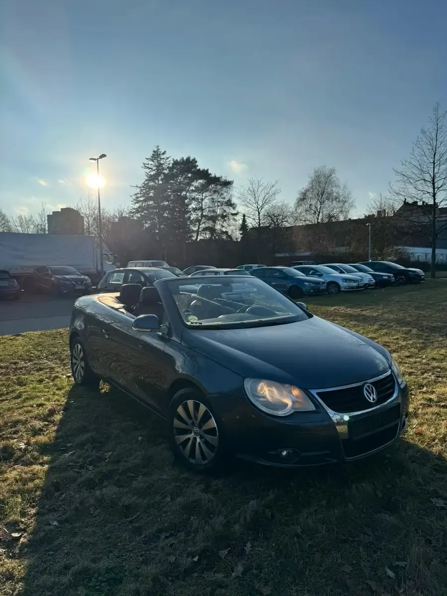 Second-hand VW Eos 140 CP (102 kW) 2009 Gri Cabrio