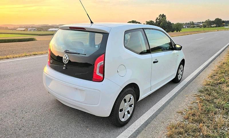 Second-hand VW up! 75 CP (55 kW) 2012 Alb Hatchback