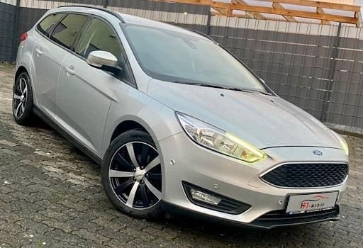 Gebraucht Ford Focus Business Edition 125 PS (91 kW) 2016 Silber Kombi