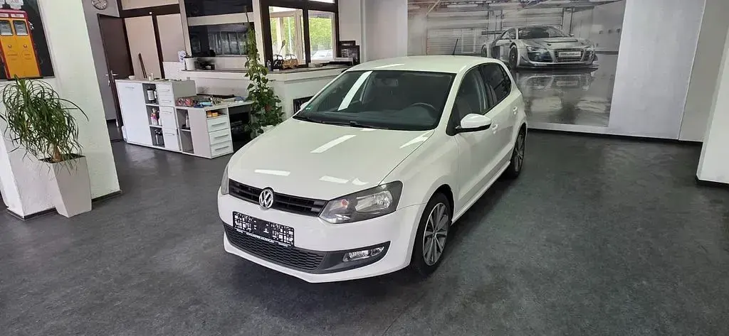 Usata VW Polo 90 CV (66 kW) 2013 Bianco Utilitaria