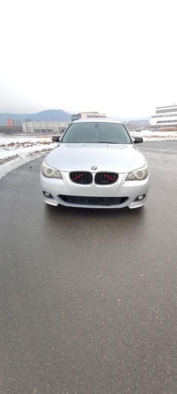 Gebraucht BMW 520 Performance 170 PS (125 kW) 2005 Silber Limousine
