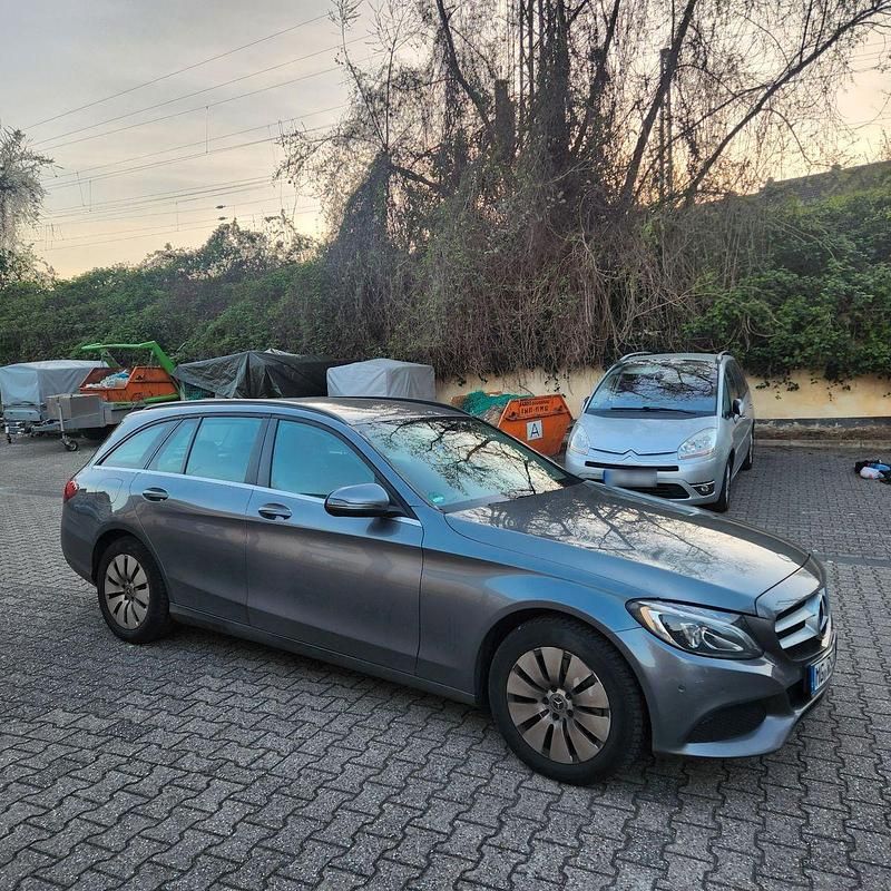 Gebraucht Mercedes C220 170 PS (125 kW) 2017 Grau Kombi
