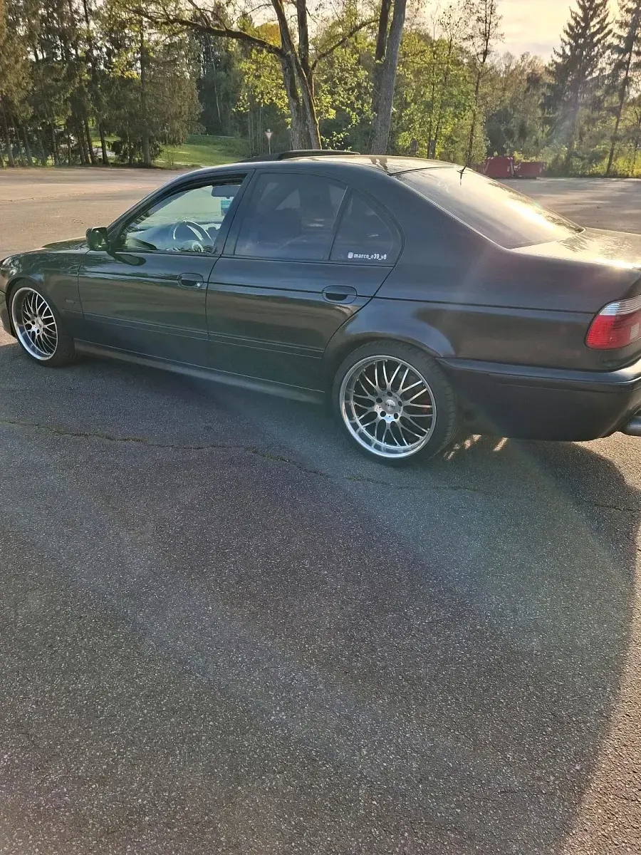 Używany BMW 535 245 KM (180 kW) 2000 Czarny Sedan/Limuzyna