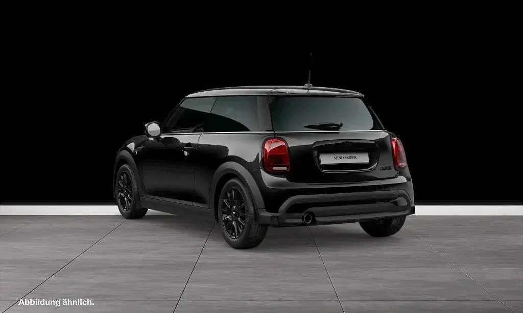 Używany Mini Cooper 136 KM (100 kW) 2023 Czarny Hatchback