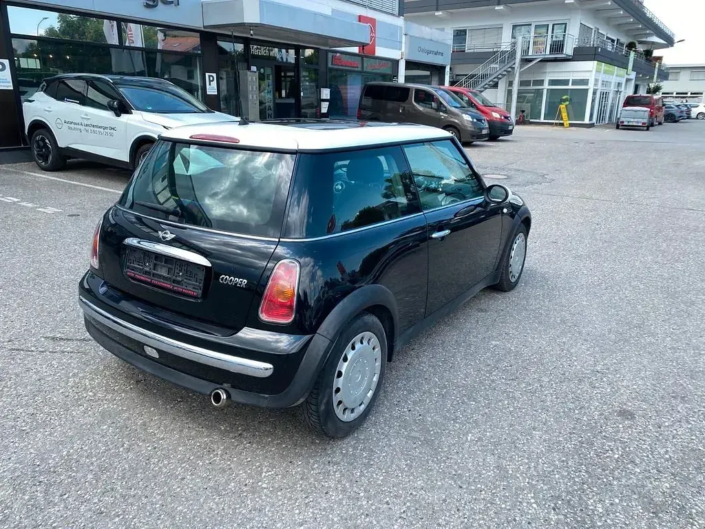 Gebraucht Mini Cooper 116 PS (85 kW) 2002 Schwarz Kleinwagen