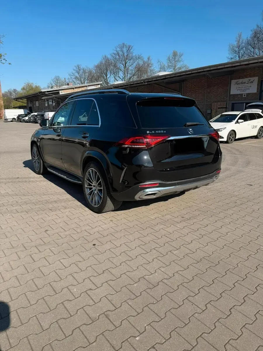 Gebraucht Mercedes GLE400 AMG line 330 PS (242 kW) 2021 Schwarz SUV