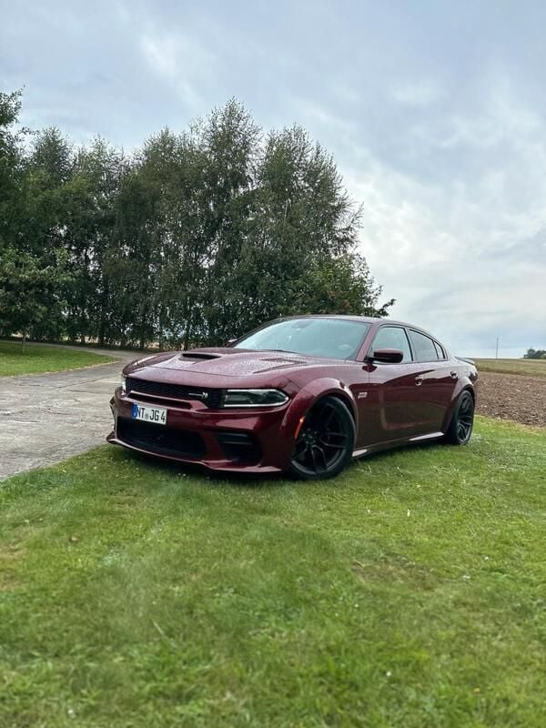 Rot Gebraucht 2020 Dodge Charger Limousine | 52.900 € - Bild 1/4