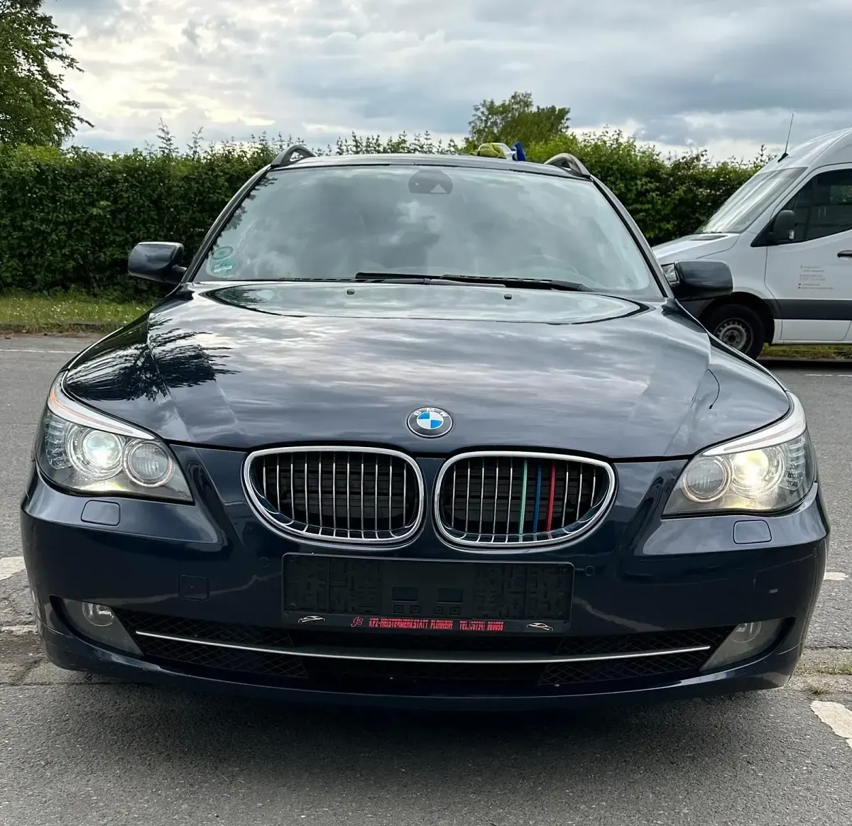 Gebraucht BMW 525 197 PS (144 kW) 2008 Blau Kombi