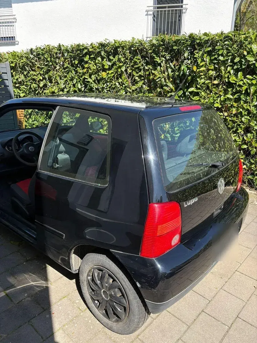 Brugt VW Lupo Basis 50 HK (36 kW) 2000 Sort Hatchback