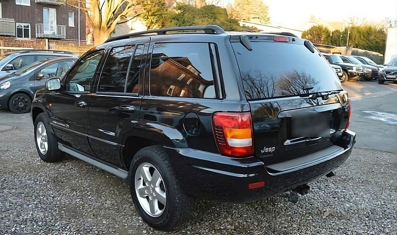 Gebraucht Jeep Grand Cherokee Overland 163 PS (119 kW) 2004 Schwarz SUV