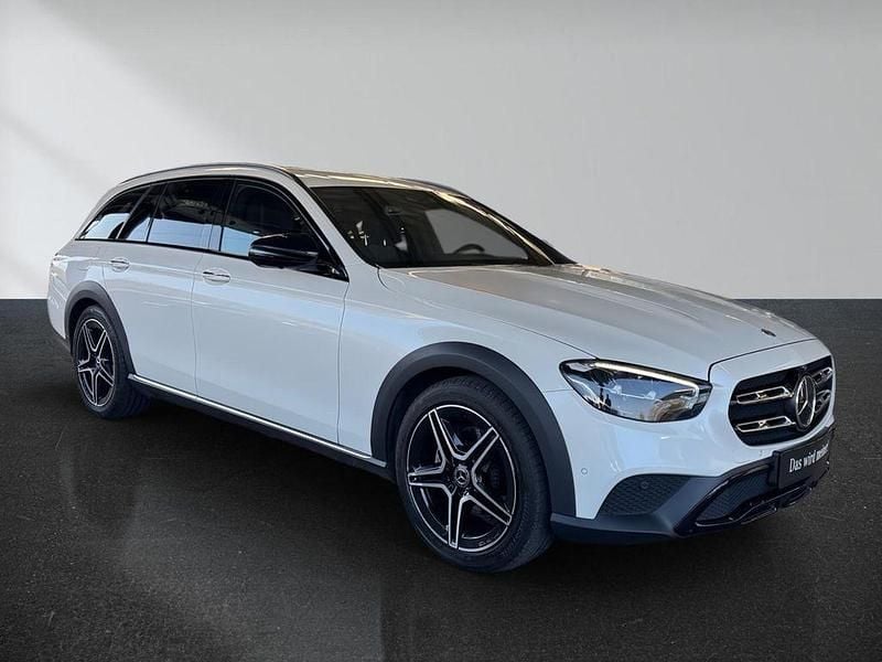 Gebraucht Mercedes E220 All-Terrain Avantgarde 194 PS (142 kW) 2021 Weiß Kombi