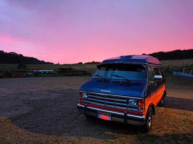 Orange Gebraucht 1994 Dodge Ram Abholung | 14.900 € - Bild 1/4