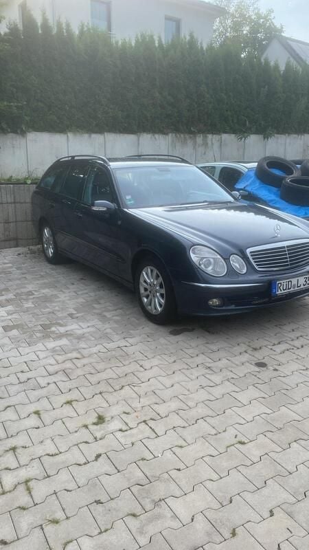 Blau Gebraucht 2006 Mercedes E280 Kombi | 2.000 € (Superpreis) - Bild 1/4