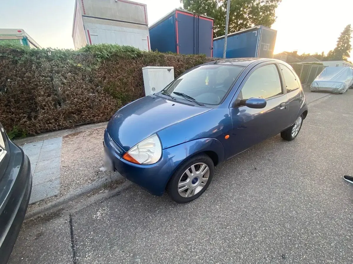 Gebraucht Ford Ka 69 PS (50 kW) 2005 Blau Kleinwagen