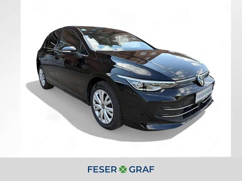 Grenadillschwarz metallic Gebraucht 2024 VW Golf VIII Edition Limousine | 29.749 € (Fairer Preis) - Bild 1/4