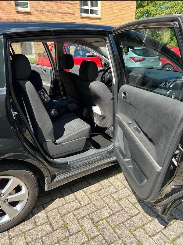 Gebraucht Toyota Verso 177 PS (130 kW) 2007 Schwarz Van / Kleinbus
