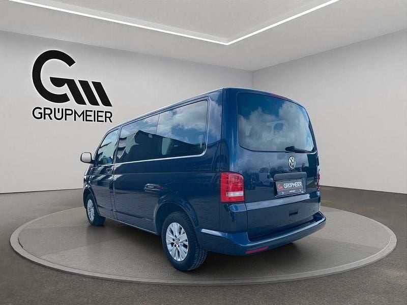 Gebraucht VW Multivan Startline 140 PS (102 kW) 2014 Blau Van / Kleinbus