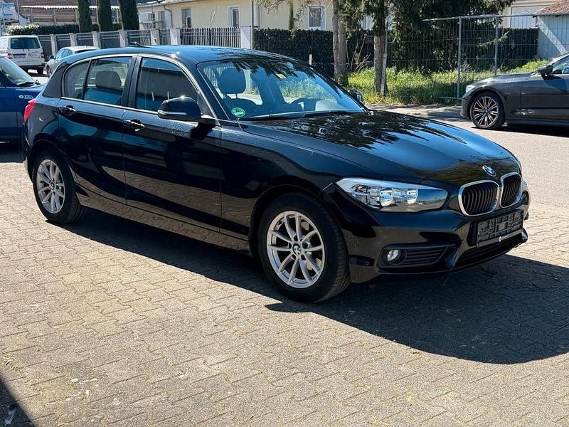 Gebraucht BMW 116 Advantage 109 PS (80 kW) 2018 Schwarz Kleinwagen