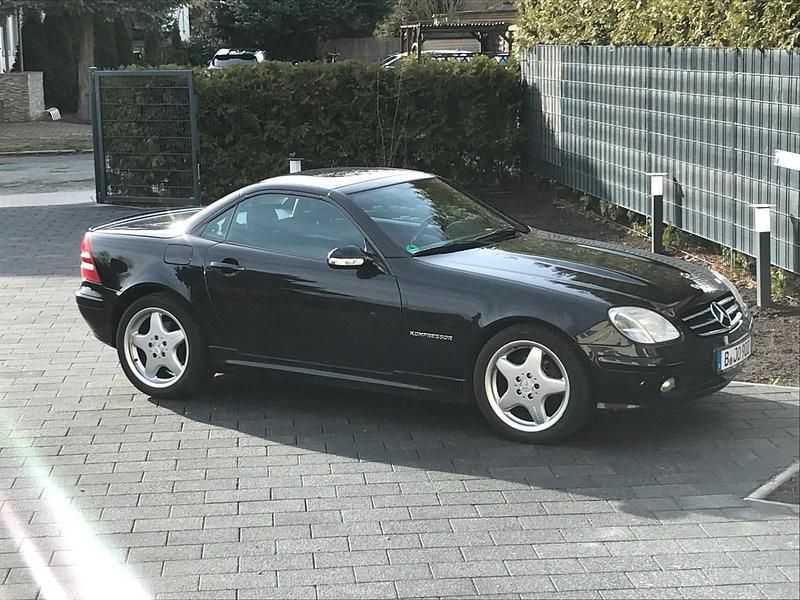 Schwarz Gebraucht 2002 Mercedes SLK200 Cabrio | 3.999 € (Fairer Preis) - Bild 1/4