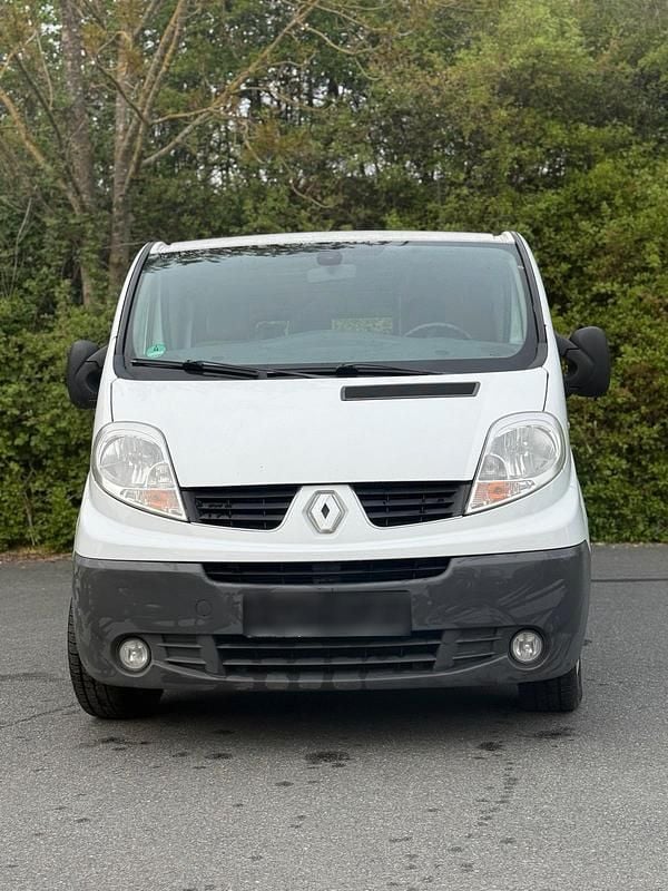Gebraucht Renault Trafic 90 PS (66 kW) 2012 Weiß Van / Kleinbus
