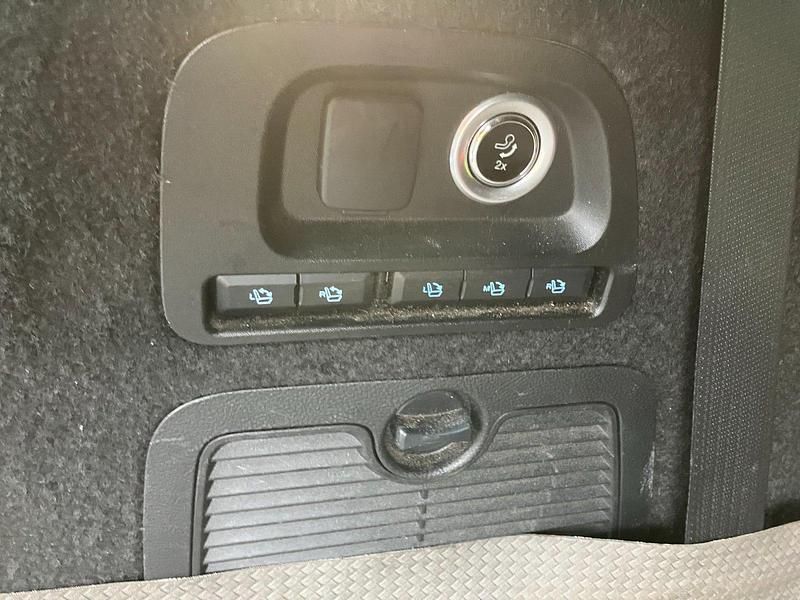 Gebraucht Ford Galaxy Titanium 190 PS (139 kW) 2020 Weiß Van / Kleinbus