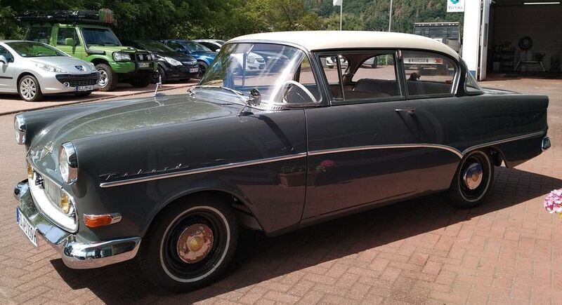 Grau Gebraucht 1959 Opel Rekord Limousine | 10.000 € - Bild 1/4