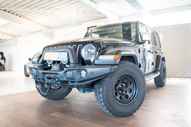 Schwarz Gebraucht 2018 Jeep Wrangler Overland SUV | 37.490 € (Fairer Preis) - Bild 1/4