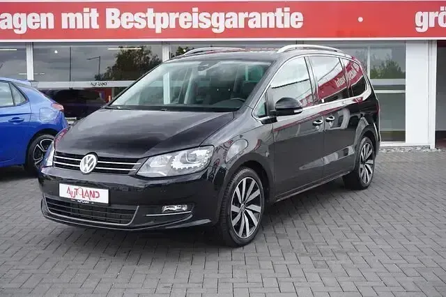 Gebraucht VW Sharan Highline 150 PS (110 kW) 2020 Schwarz Van / Kleinbus