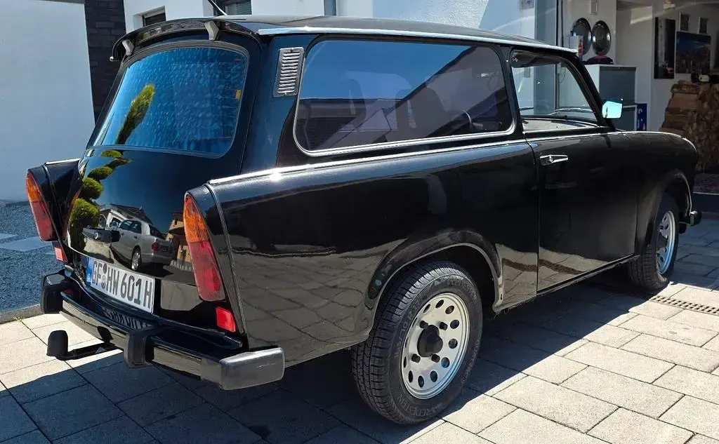 Gebraucht Trabant 601 29 PS (21 kW) 1988 Schwarz Kombi