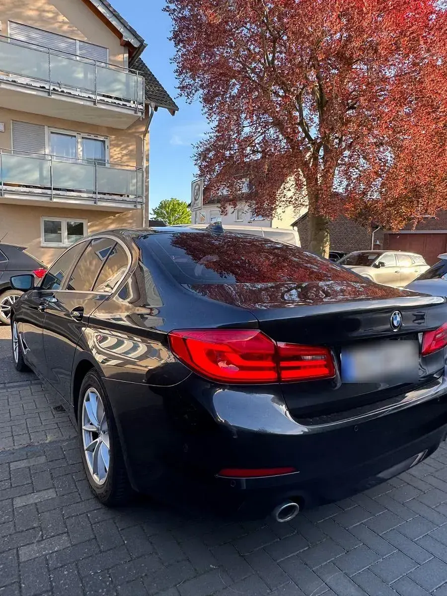 Second-hand BMW 520 Efficient Dynamics 190 CP (139 kW) 2018 Gri Berlinǎ