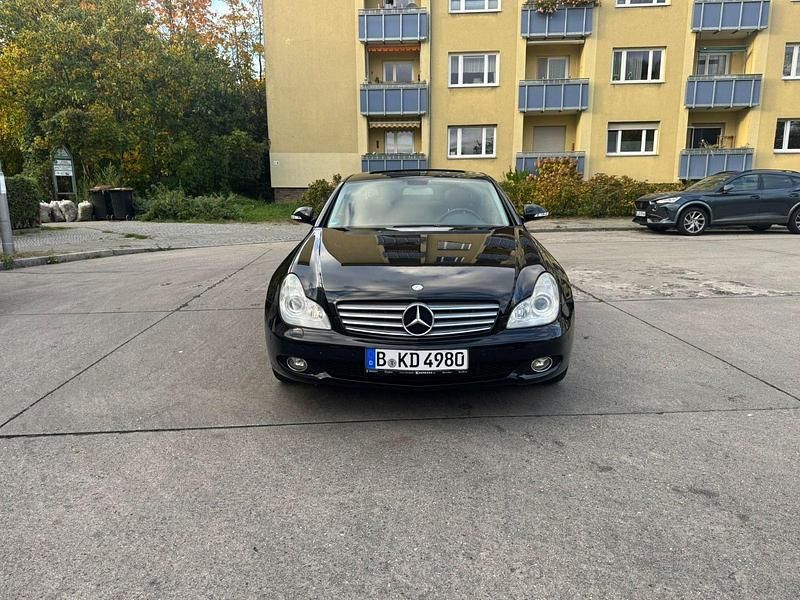Schwarz Gebraucht 2007 Mercedes CLS350 Coupé | 11.000 € (Guter Preis) - Bild 1/4