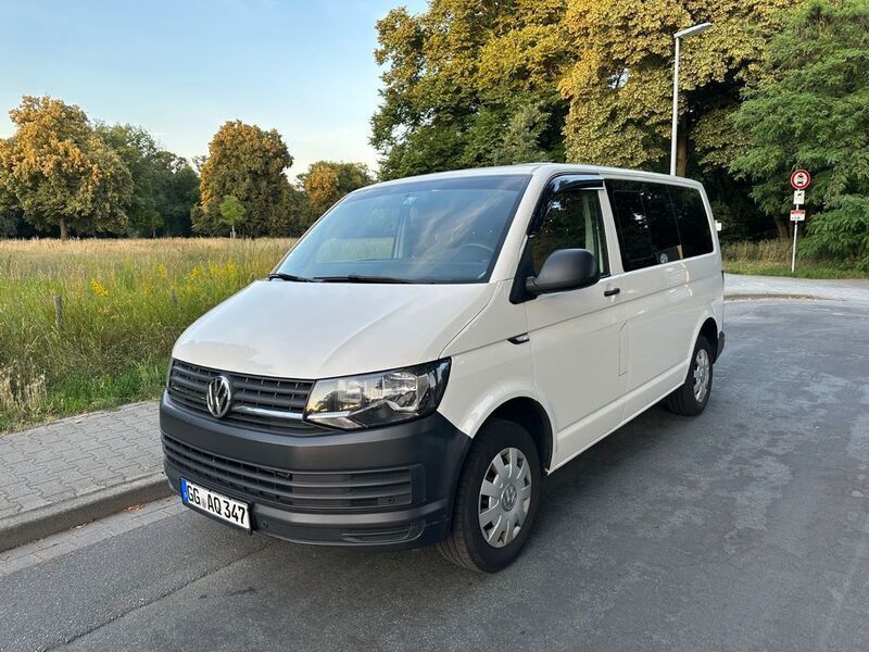 Weiß Gebraucht 2016 VW T6 Van | 20.800 € (Teuer) - Bild 1/4