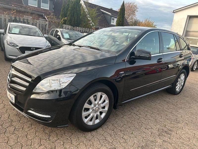 Schwarz Gebraucht 2011 Mercedes R300 Van / Kleinbus | 14.990 € (Etwas zu teuer) - Bild 1/4