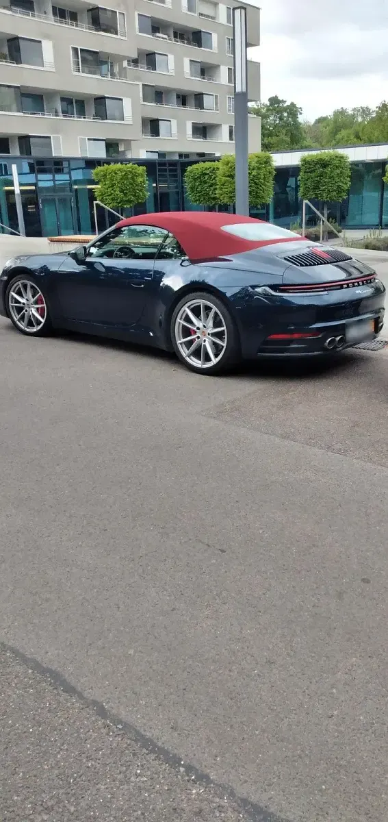 Gebraucht Porsche 992 450 PS (330 kW) 2019 Blau Cabrio