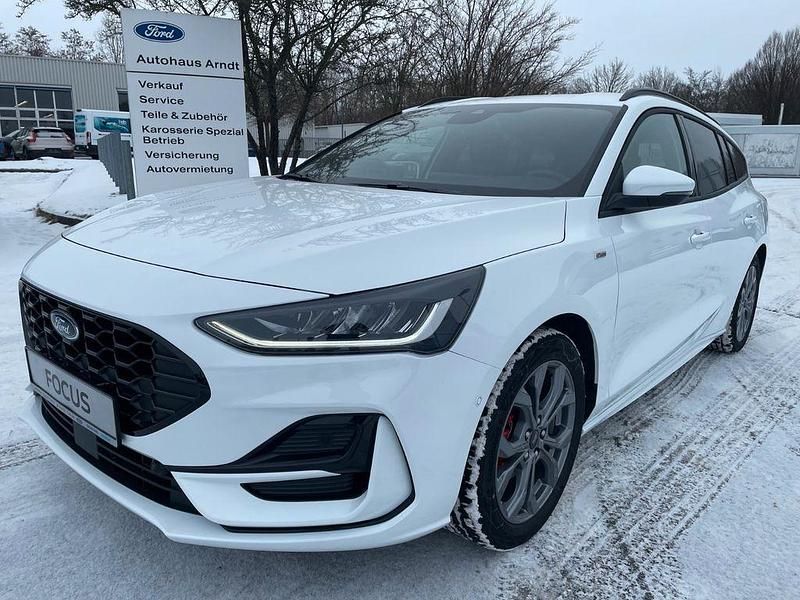 Neu Ford Focus ST-Line 125 PS (91 kW) 2026 Weiß Limousine