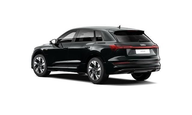 Gebraucht Audi e-tron S-Line 300 kW (408 PS) 2023 Mythosschwarz metallic SUV